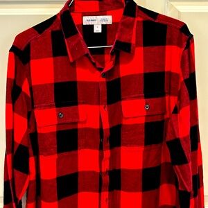 Old Navy, XL, plaid shirt. Perfect for holiday season!